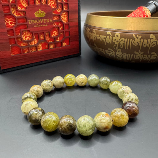 Premium Green Garnet for Wealth, Positivity, Love & Harmony