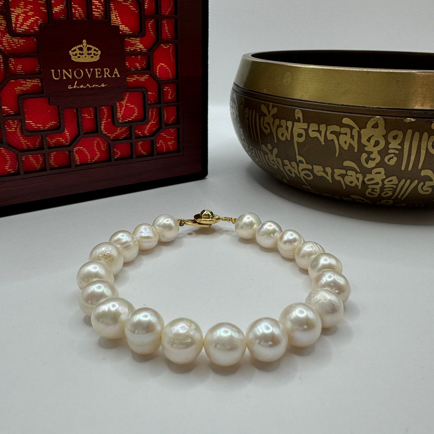 June BirthStone - Pearl Helps Curing Depression & Good Fortune